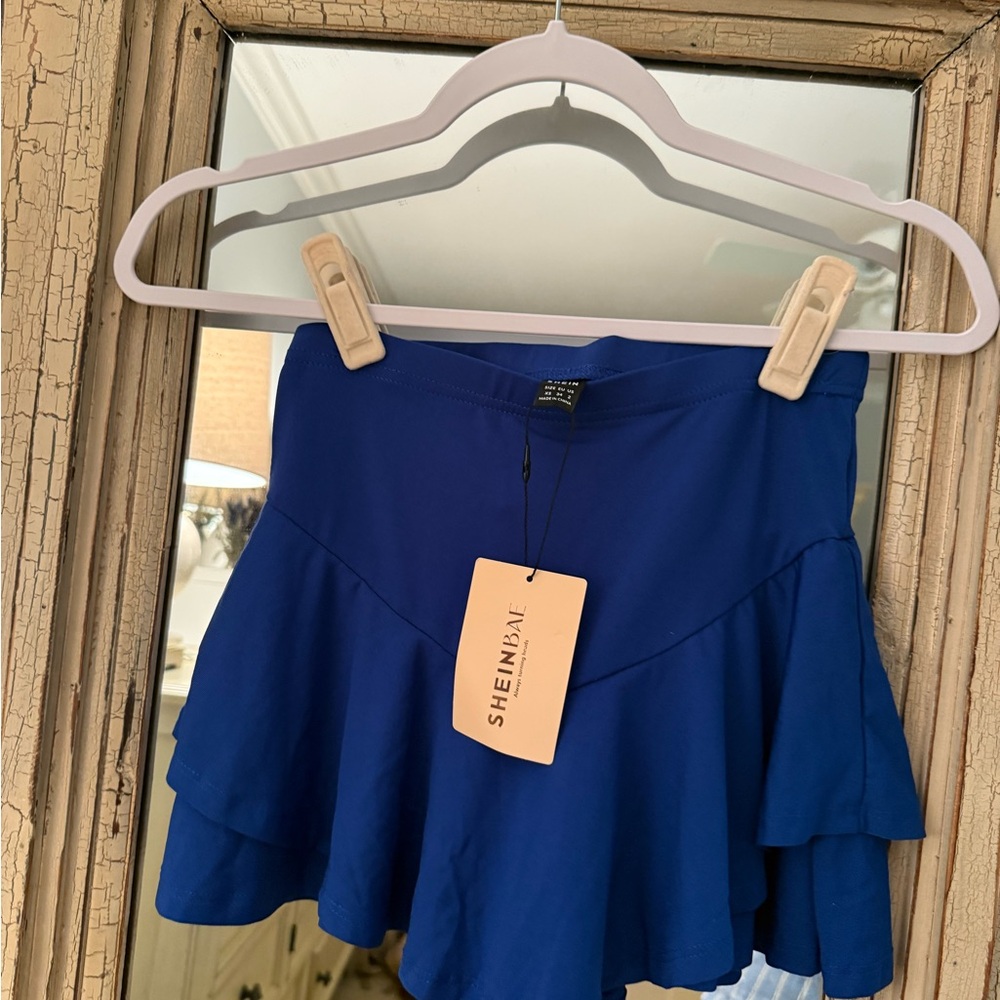 SHEIN Vibrant Blue Top